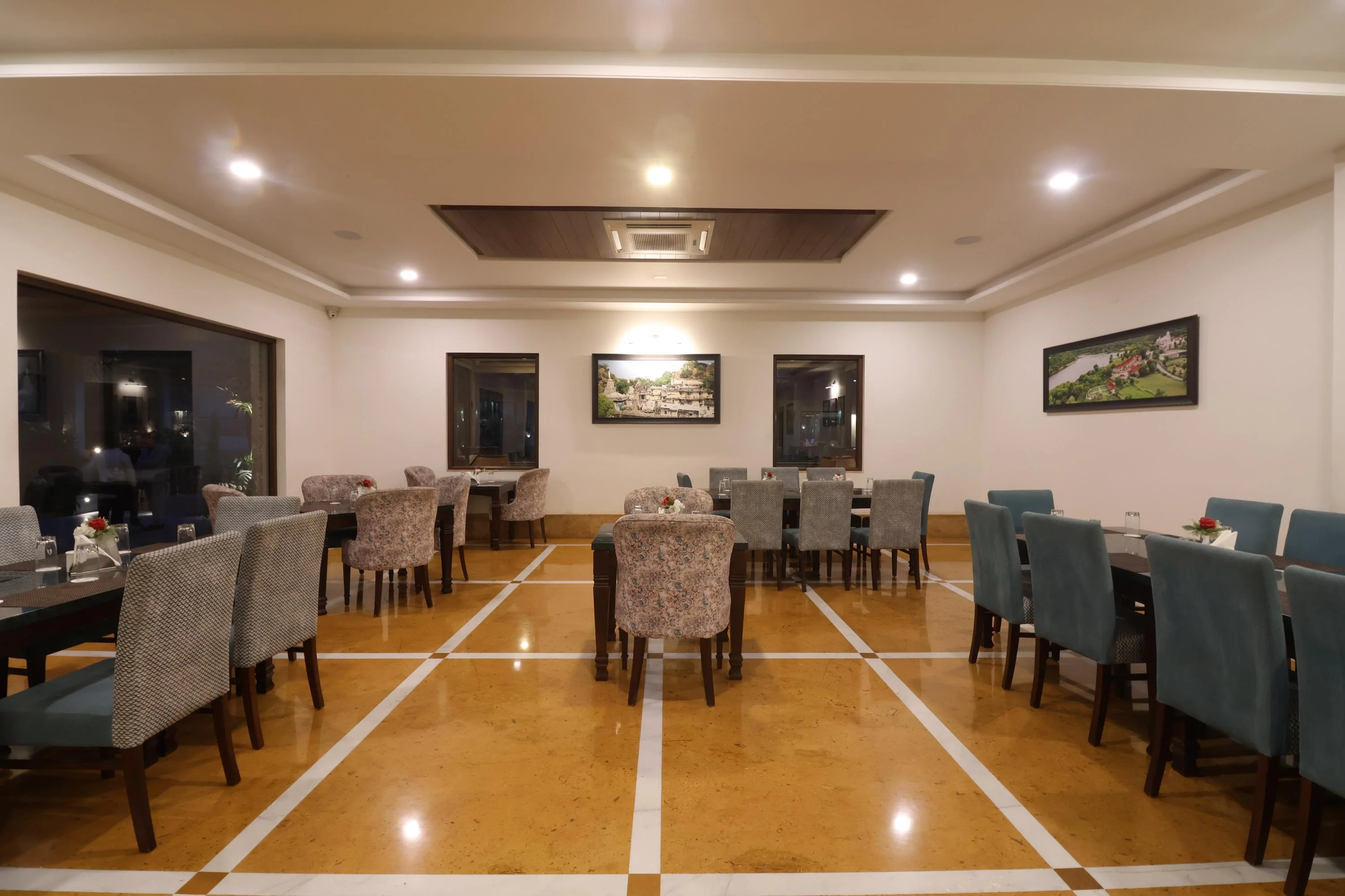 Santript – Multi Cuisine Restaurant 5
